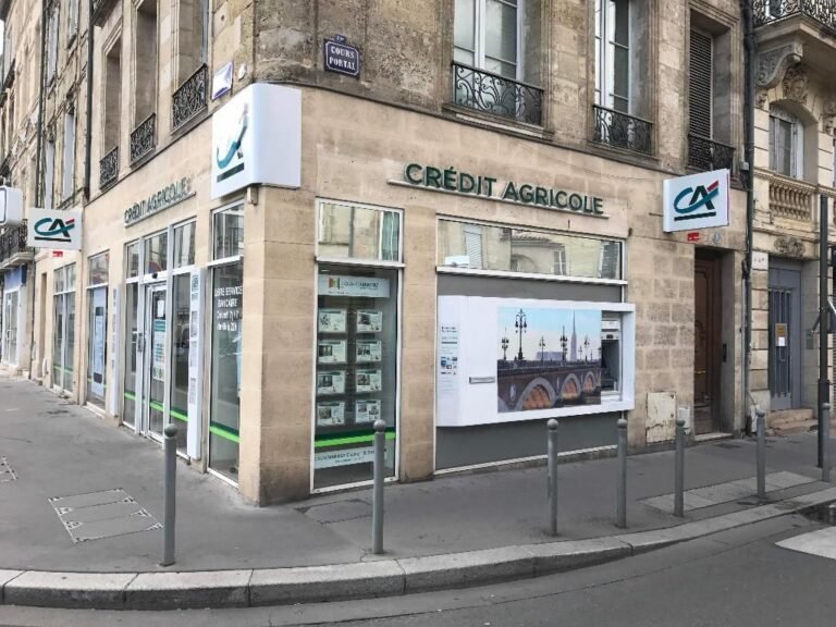 Quels services propose le Crédit Agricole à Bourg-Achard près de chez vous